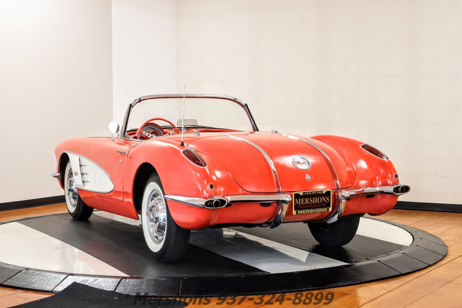 Chevrolet-Corvette-1958-Convertible-4