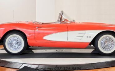 Chevrolet-Corvette-1958-Convertible-7