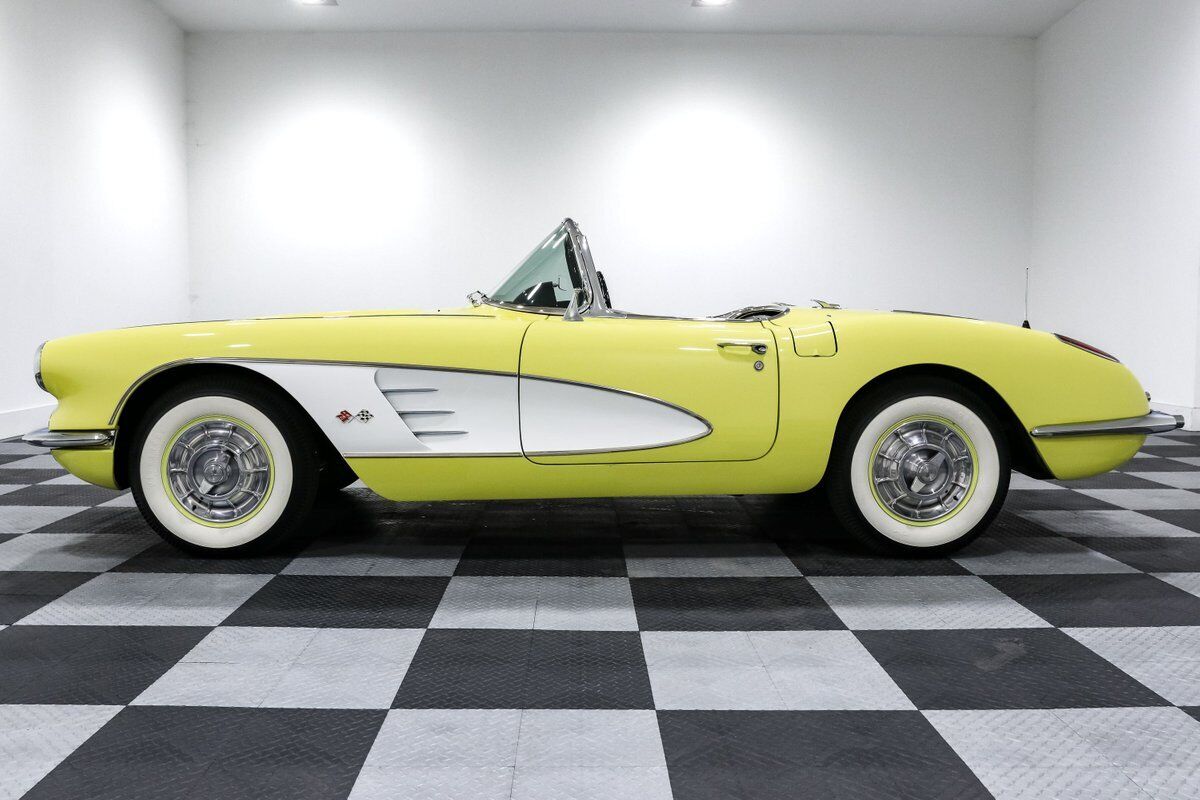 Chevrolet-Corvette-1958-Convertible-8
