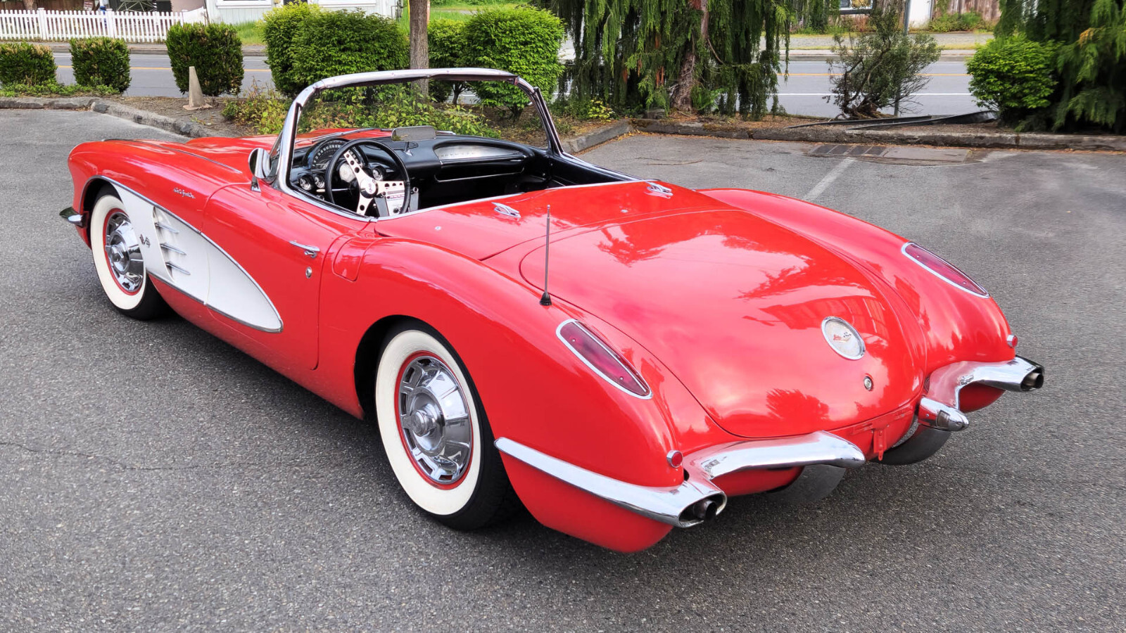 Chevrolet-Corvette-1959-Convertible-10