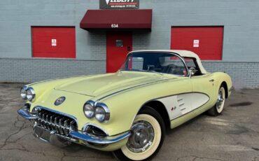 Chevrolet-Corvette-1959-Convertible-11