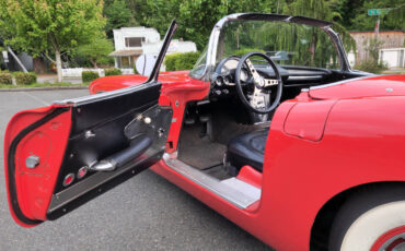 Chevrolet-Corvette-1959-Convertible-11