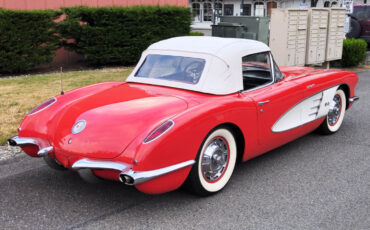 Chevrolet-Corvette-1959-Convertible-4