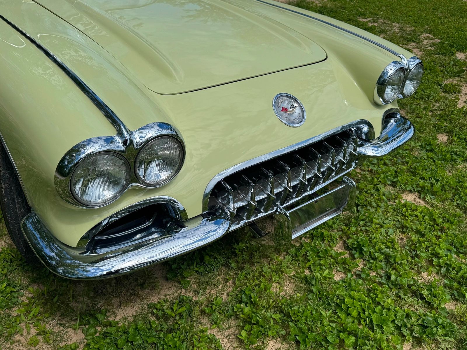 Chevrolet-Corvette-1959-Convertible-9