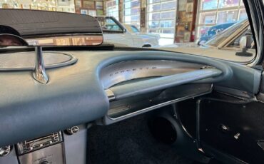 Chevrolet-Corvette-1959-white-10