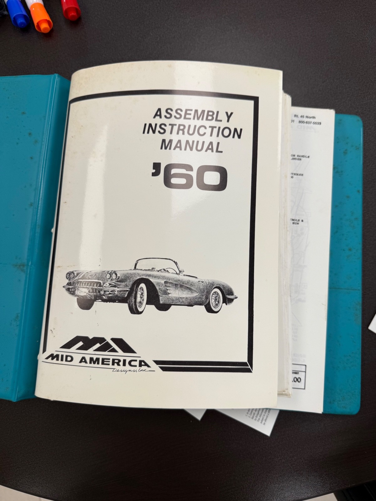 Chevrolet-Corvette-1960-Convertible-12