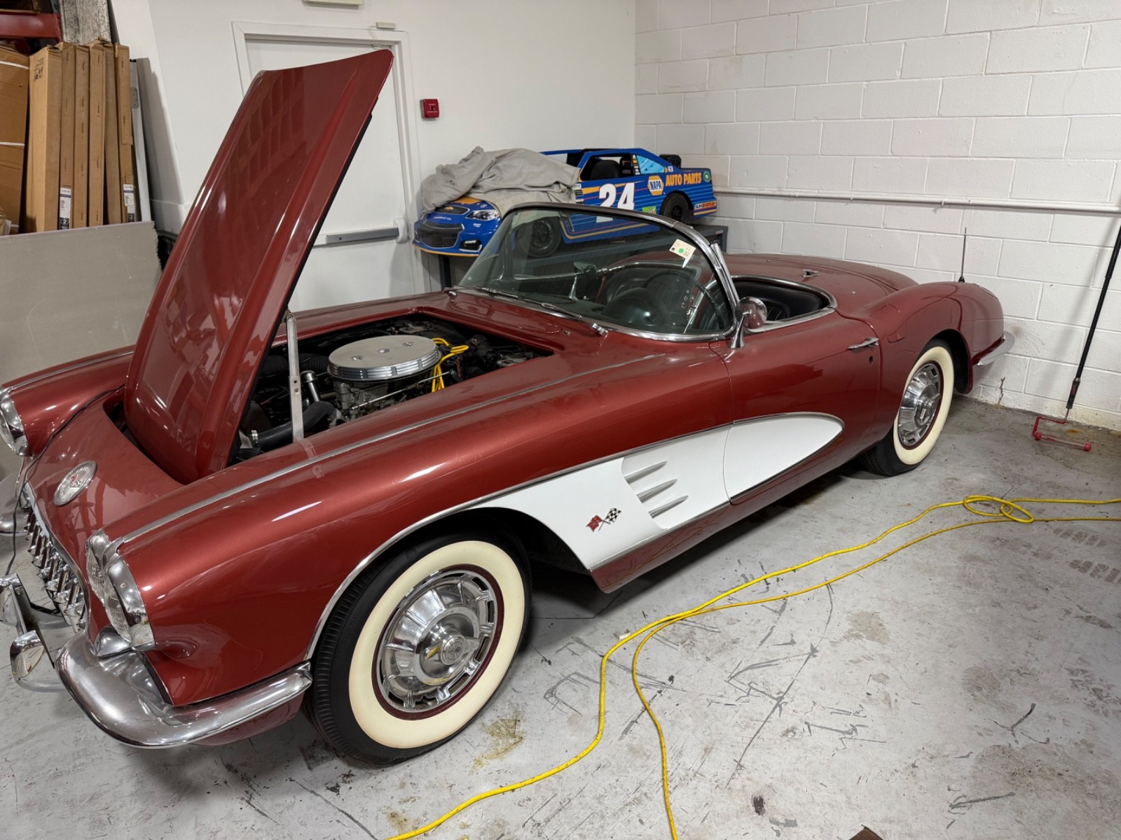 Chevrolet-Corvette-1960-Convertible-8