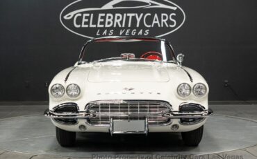 Chevrolet-Corvette-1961-Convertible-6