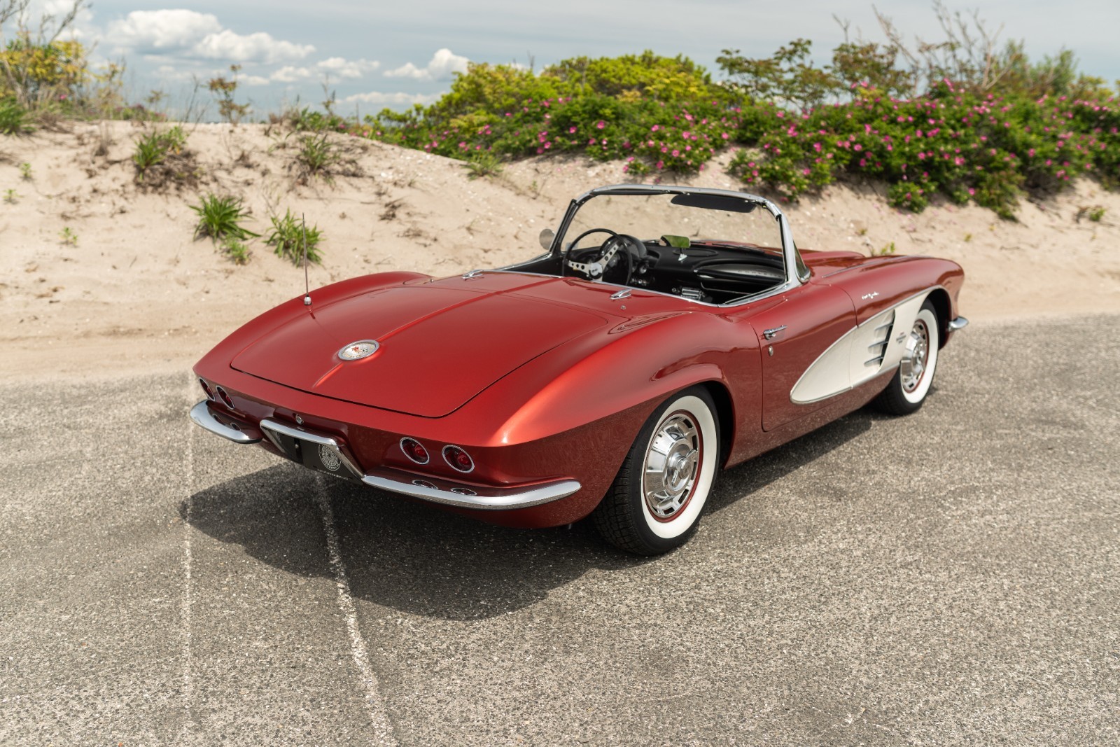 Chevrolet-Corvette-1961-Convertible-7