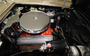 Chevrolet-Corvette-1961-Restomod-37