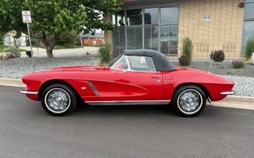 Chevrolet-Corvette-1962-1