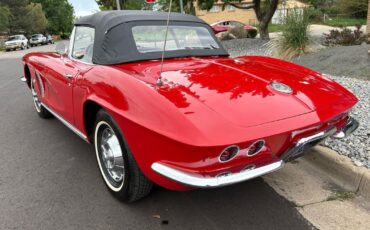 Chevrolet-Corvette-1962-12