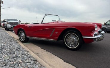 Chevrolet-Corvette-1962-2