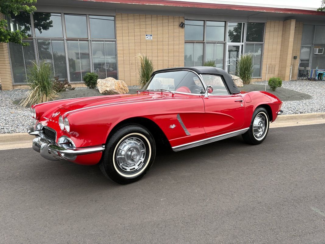 Chevrolet-Corvette-1962-20