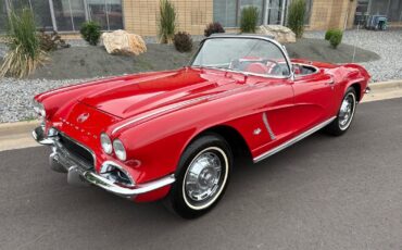 Chevrolet-Corvette-1962