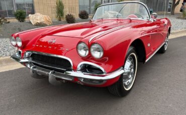 Chevrolet-Corvette-1962-27