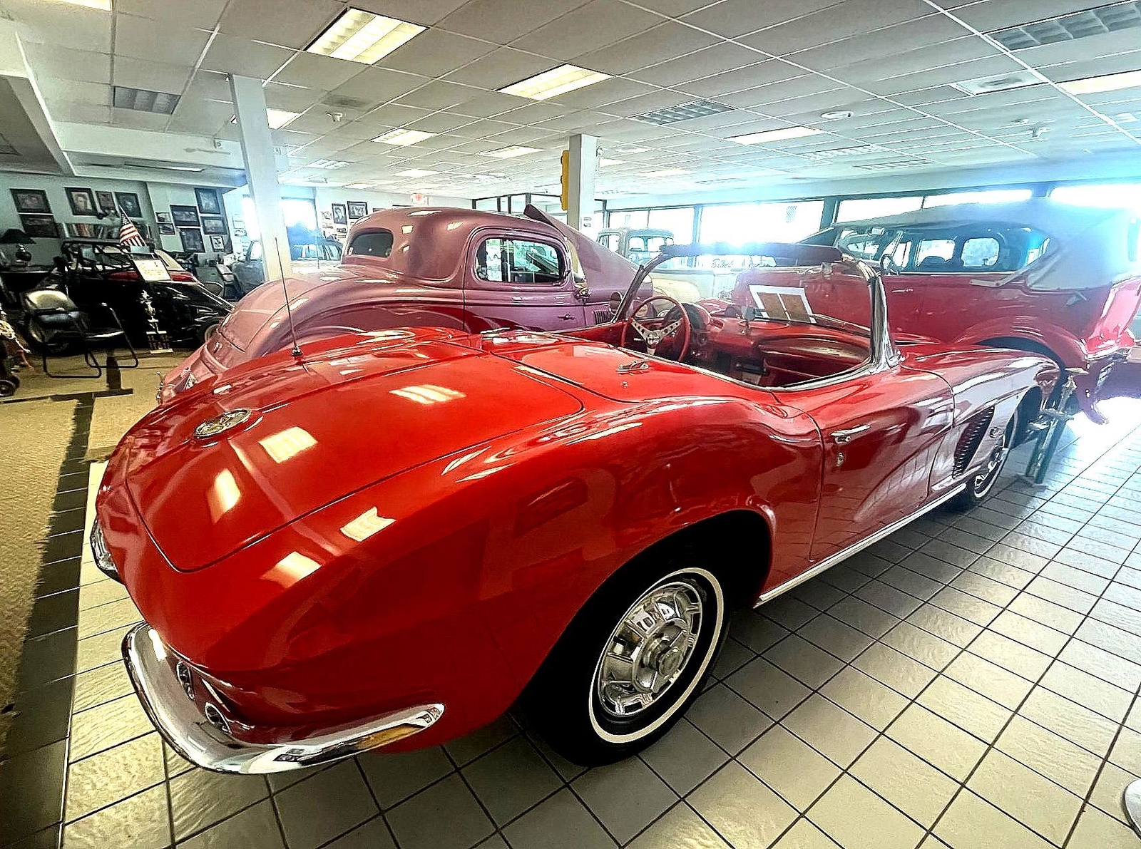 Chevrolet-Corvette-1962-327-300-4-Speed-19