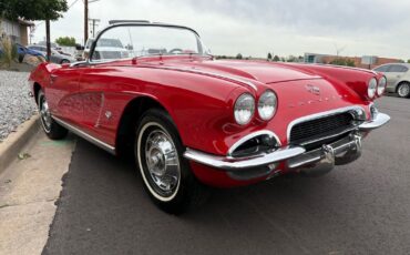 Chevrolet-Corvette-1962-33