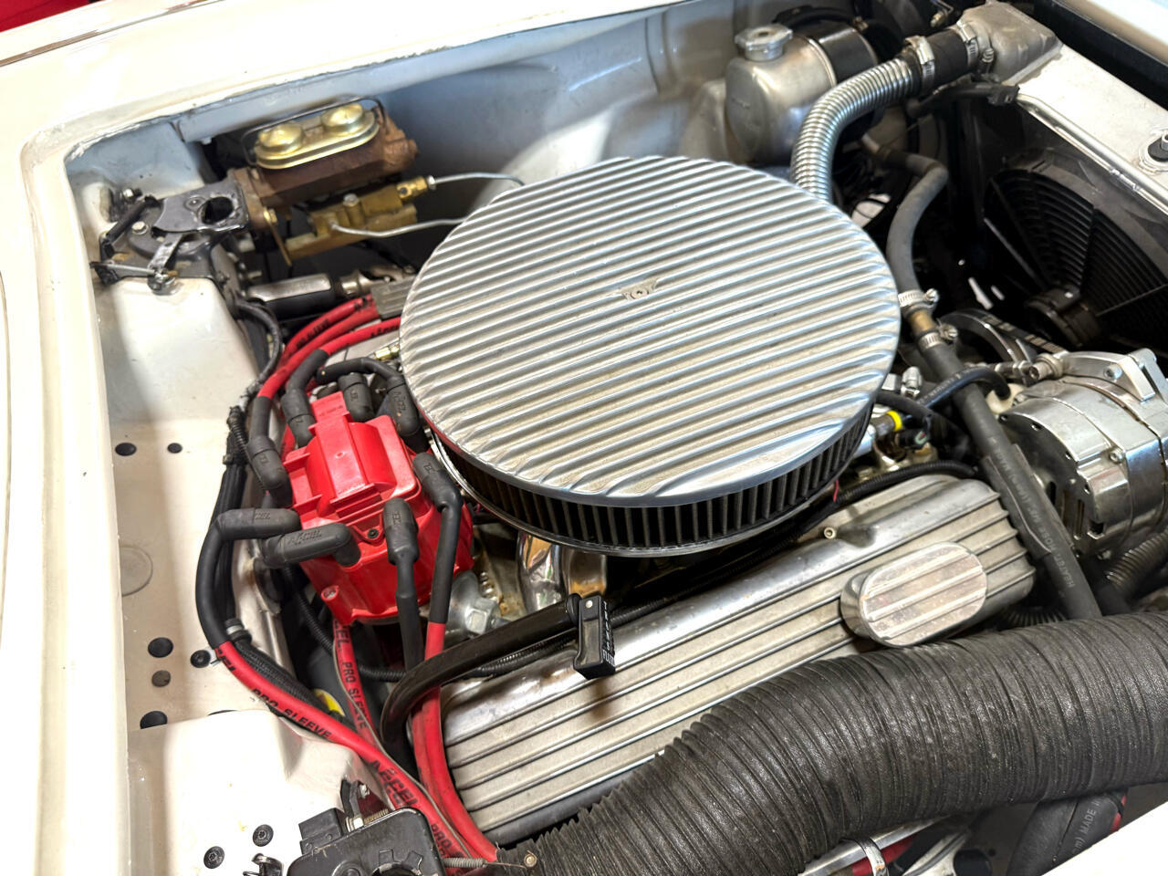 Chevrolet-Corvette-1962-American-Muscle-Car-17