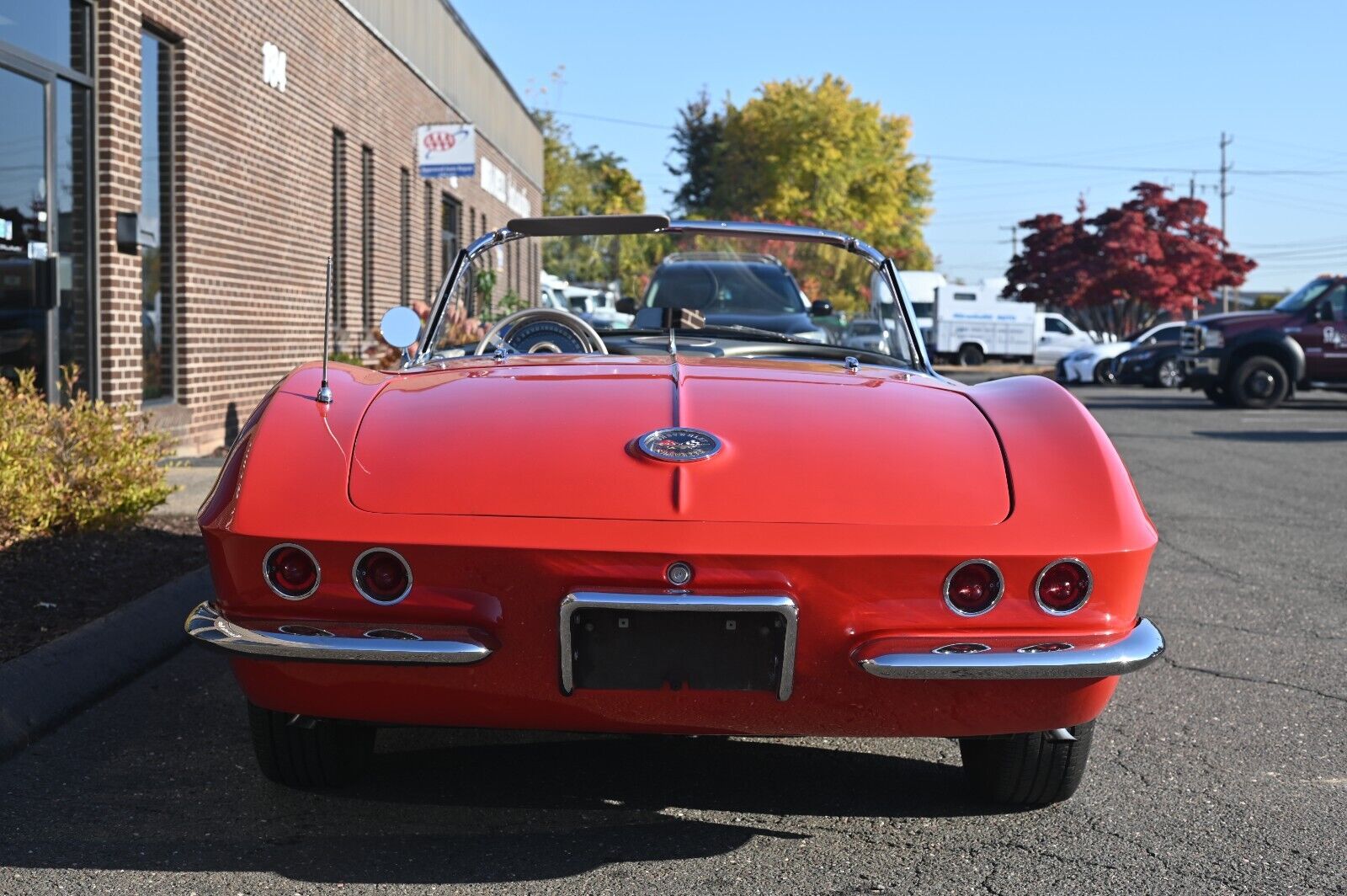 Chevrolet-Corvette-1962-Convertible-10
