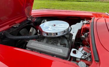 Chevrolet-Corvette-1962-Convertible-11