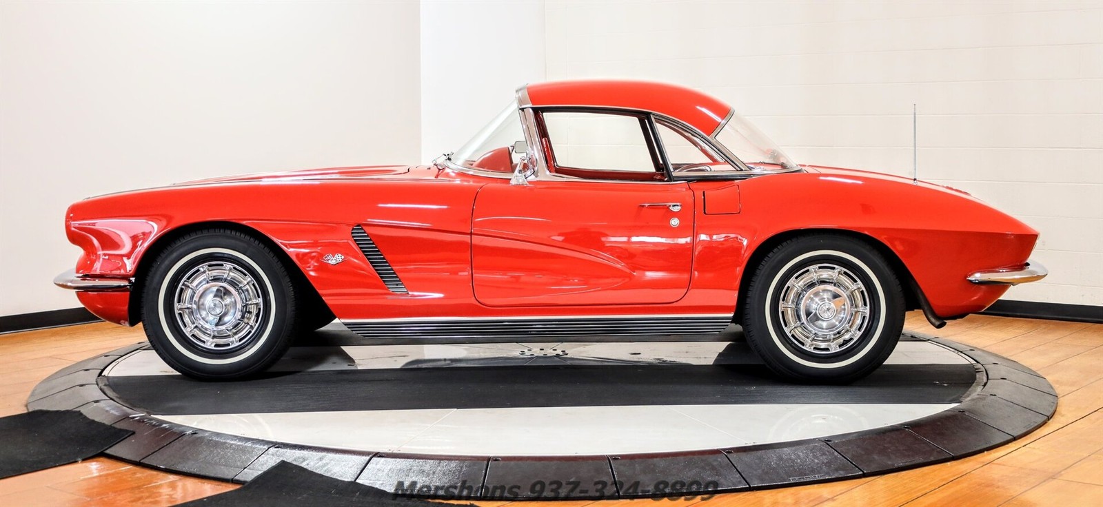 Chevrolet-Corvette-1962-Convertible-12