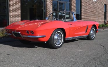 Chevrolet-Corvette-1962-Convertible-13