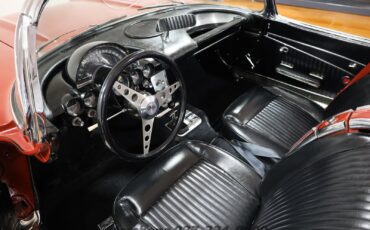 Chevrolet-Corvette-1962-Convertible-14