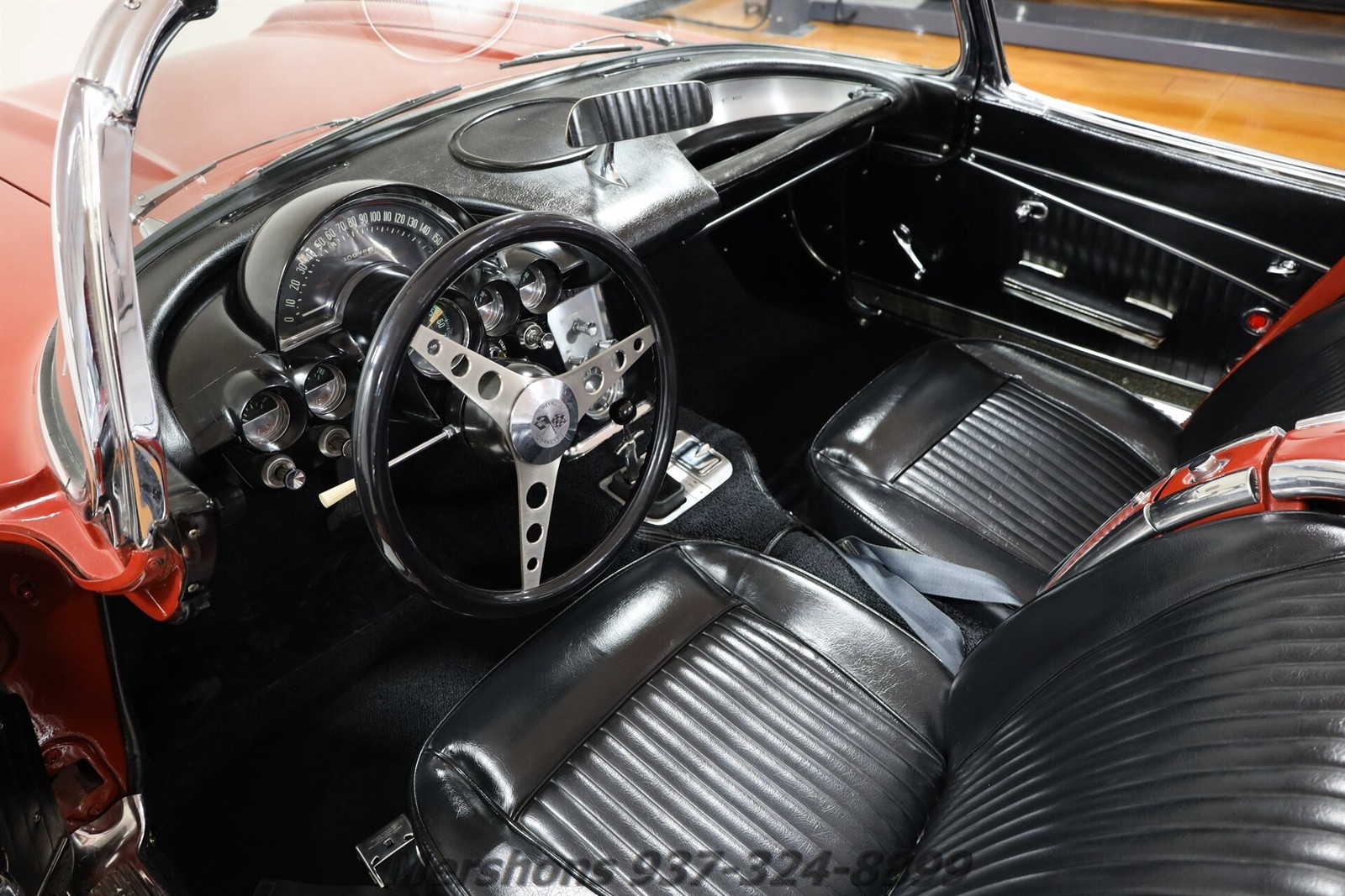 Chevrolet-Corvette-1962-Convertible-14