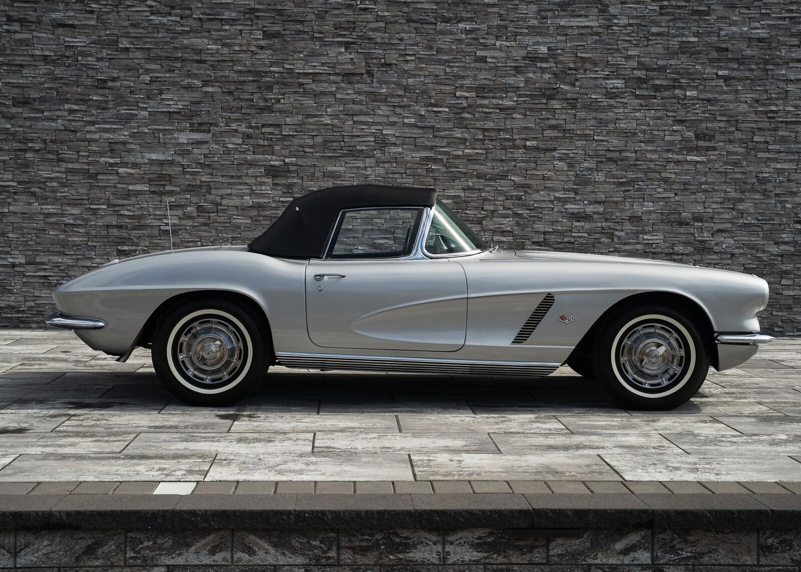 Chevrolet-Corvette-1962-Convertible-15