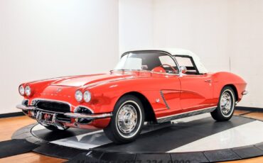 Chevrolet-Corvette-1962-Convertible-15