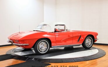 Chevrolet-Corvette-1962-Convertible-16