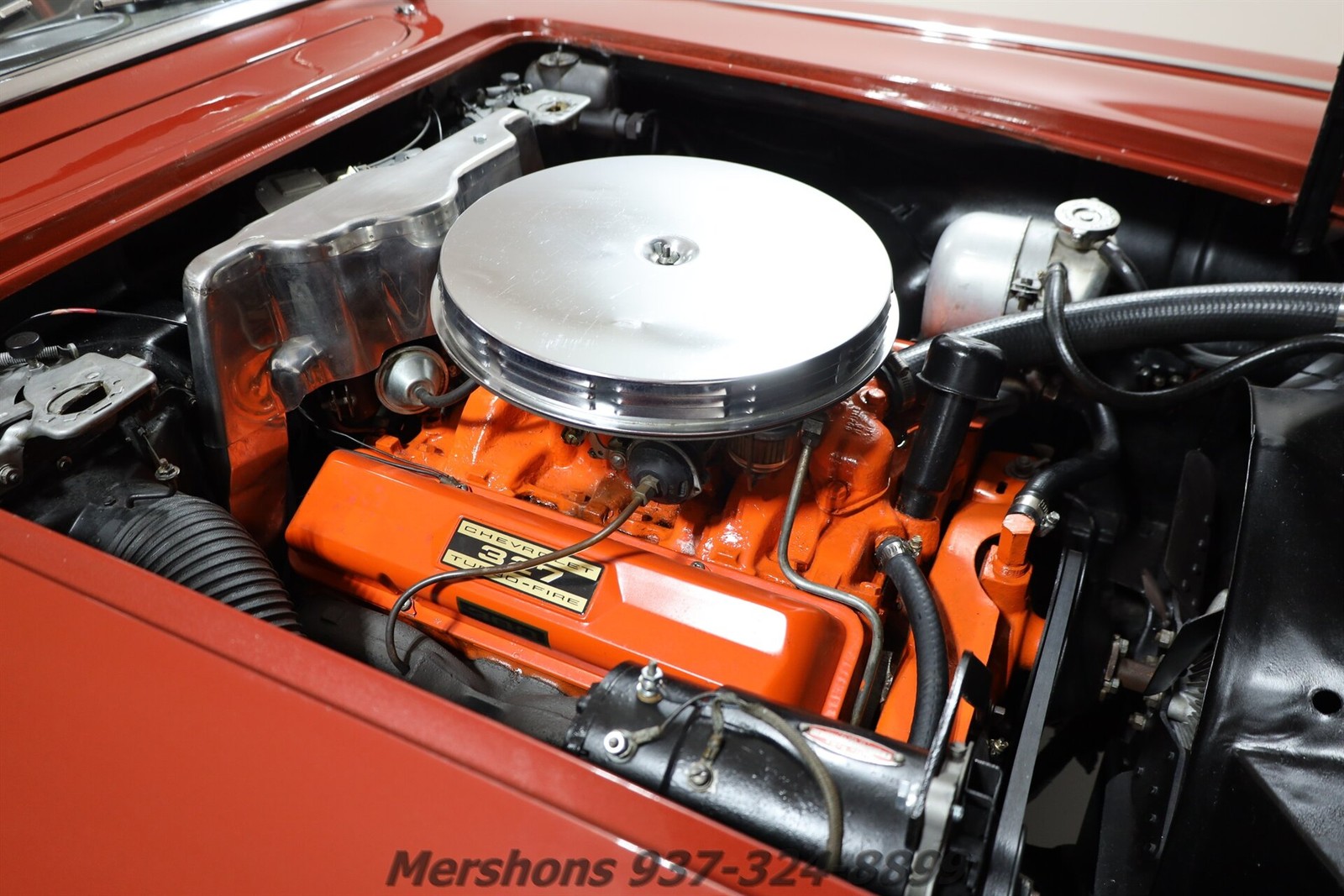 Chevrolet-Corvette-1962-Convertible-17