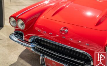 Chevrolet-Corvette-1962-Convertible-2
