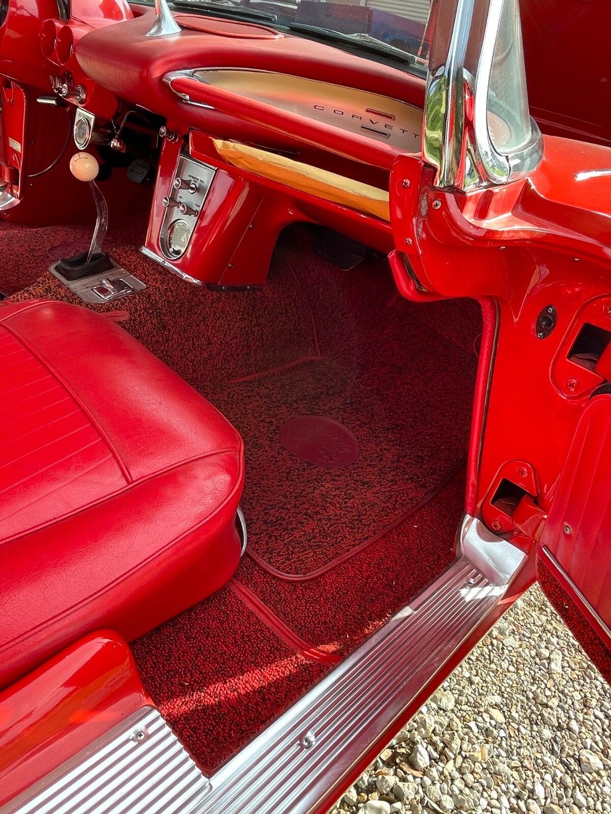 Chevrolet-Corvette-1962-Convertible-20