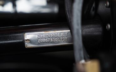 Chevrolet-Corvette-1962-Convertible-21