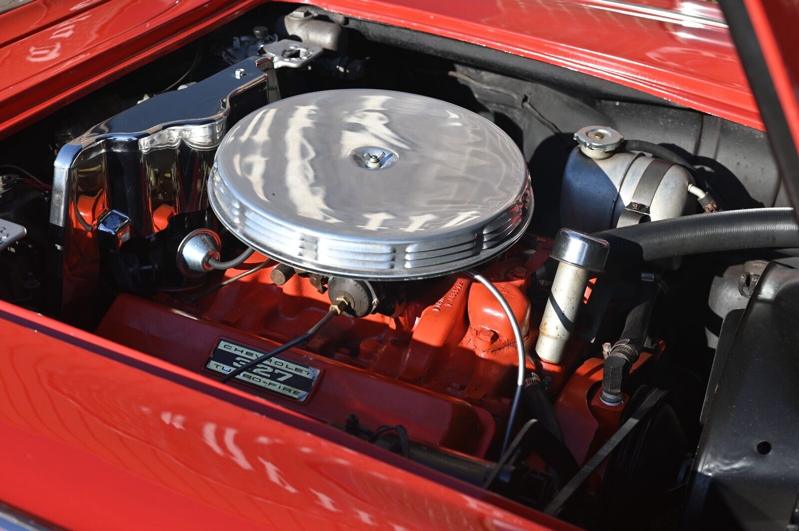 Chevrolet-Corvette-1962-Convertible-21