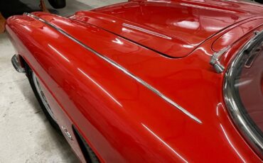 Chevrolet-Corvette-1962-Convertible-22