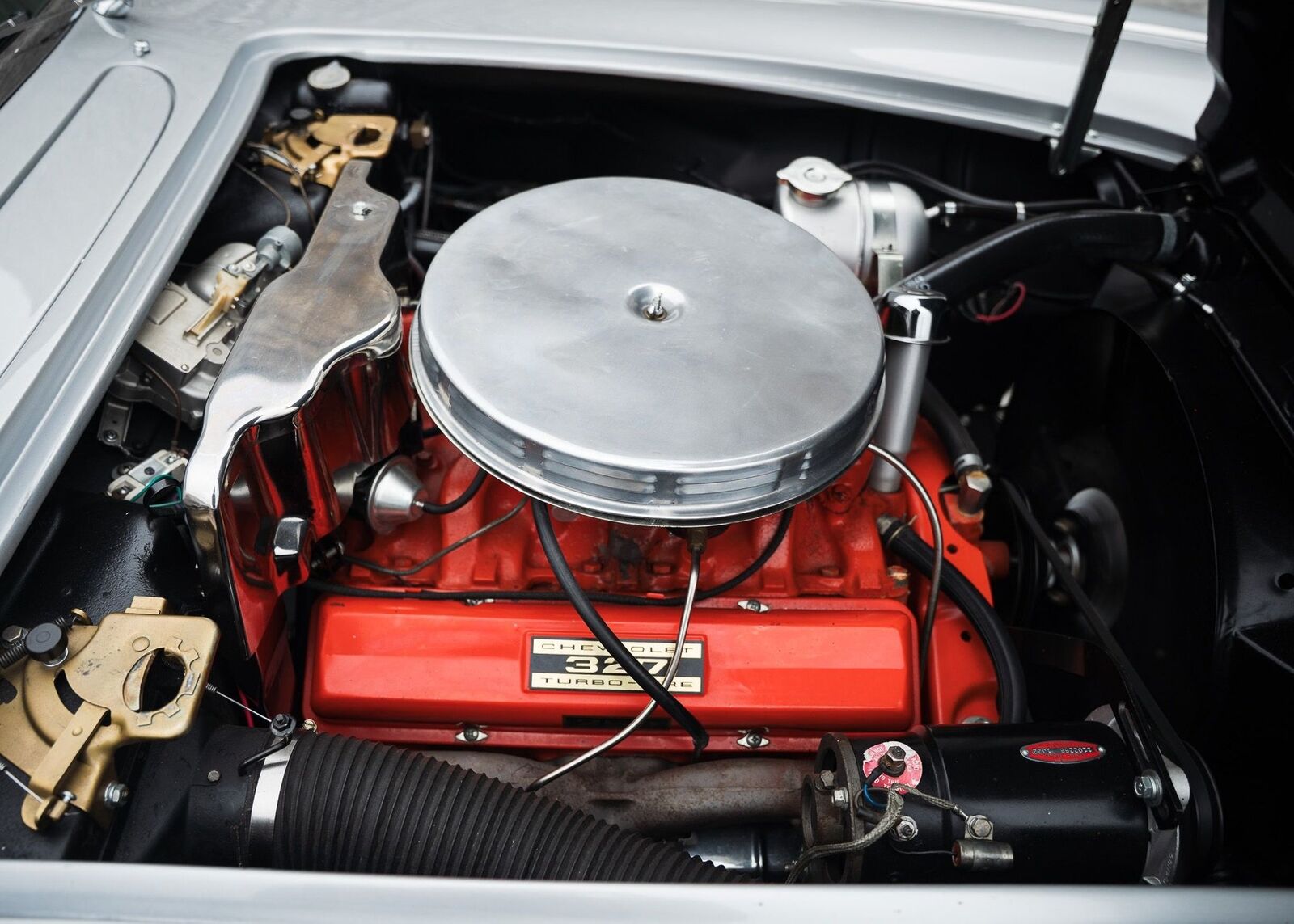 Chevrolet-Corvette-1962-Convertible-23