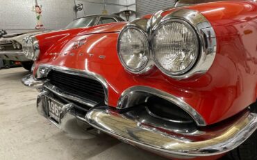 Chevrolet-Corvette-1962-Convertible-23