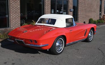 Chevrolet-Corvette-1962-Convertible-24