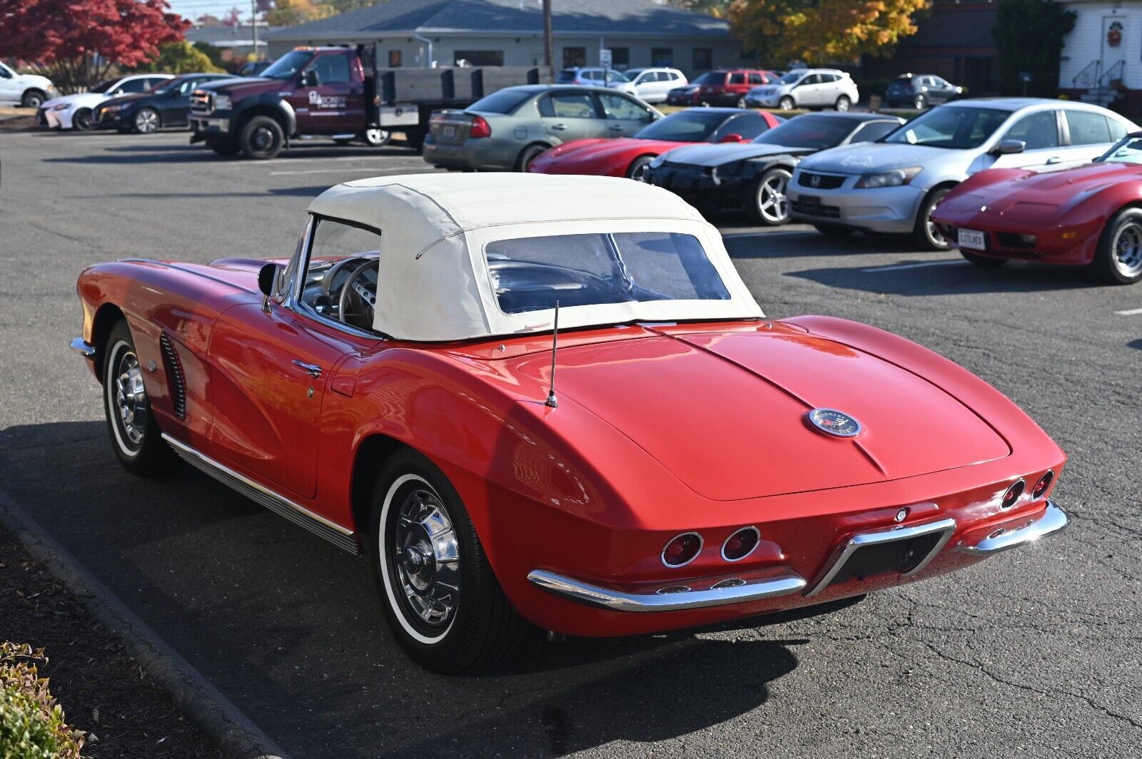 Chevrolet-Corvette-1962-Convertible-26