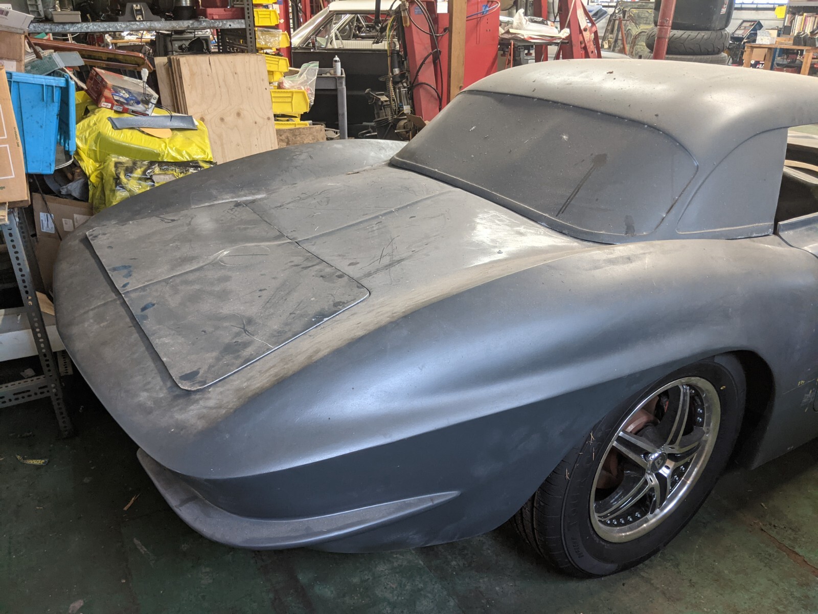 Chevrolet-Corvette-1962-Convertible-3