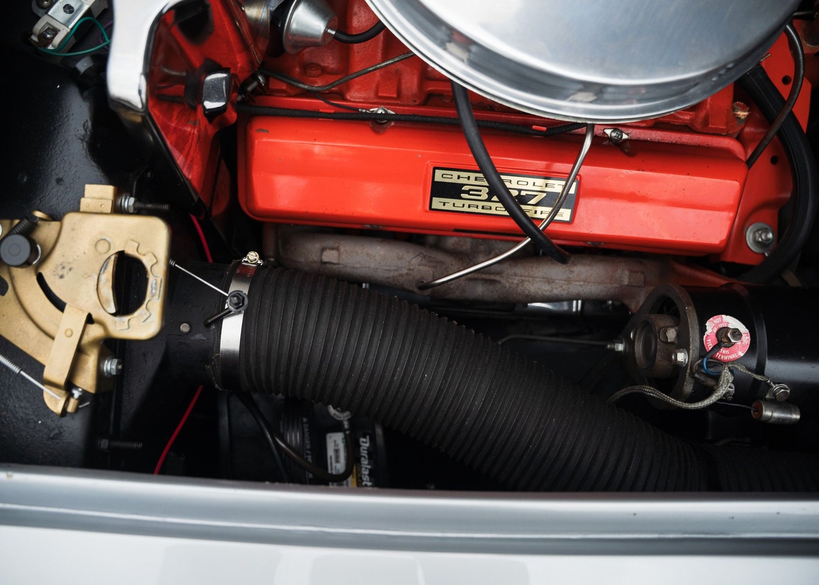 Chevrolet-Corvette-1962-Convertible-31
