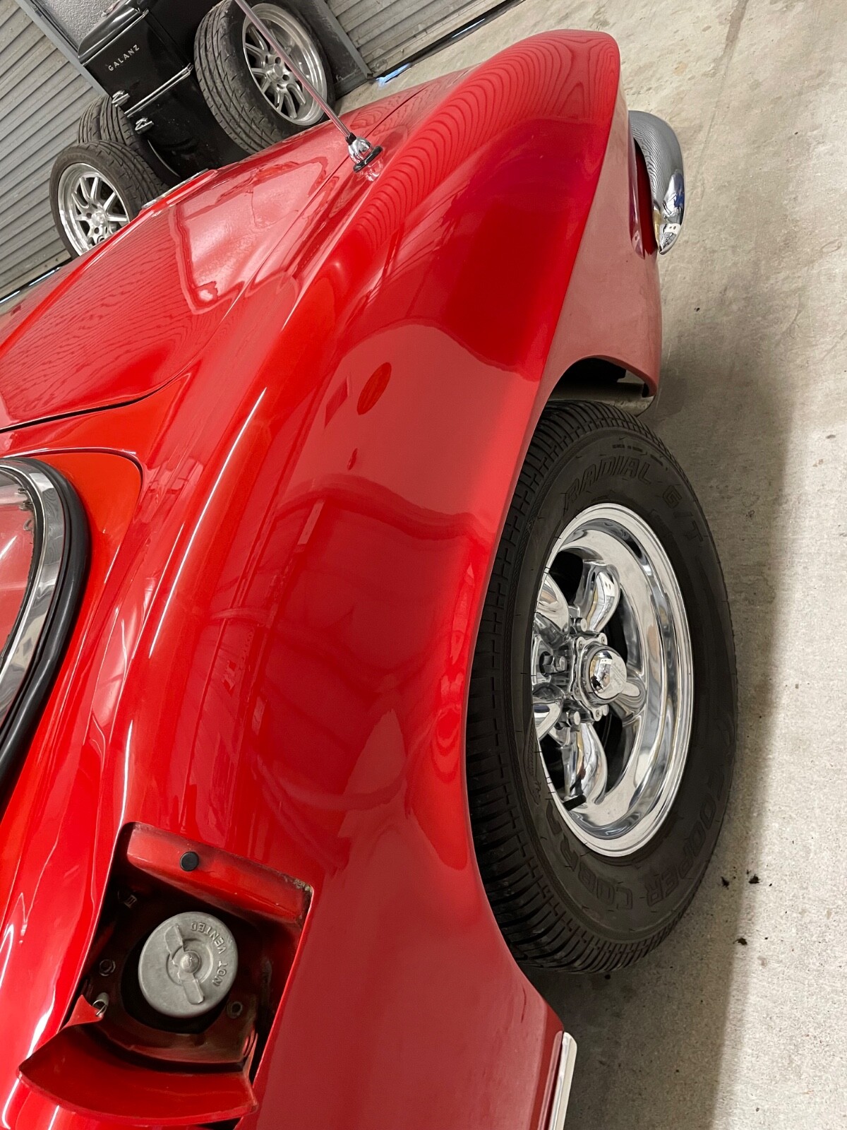 Chevrolet-Corvette-1962-Convertible-32