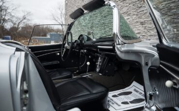 Chevrolet-Corvette-1962-Convertible-37