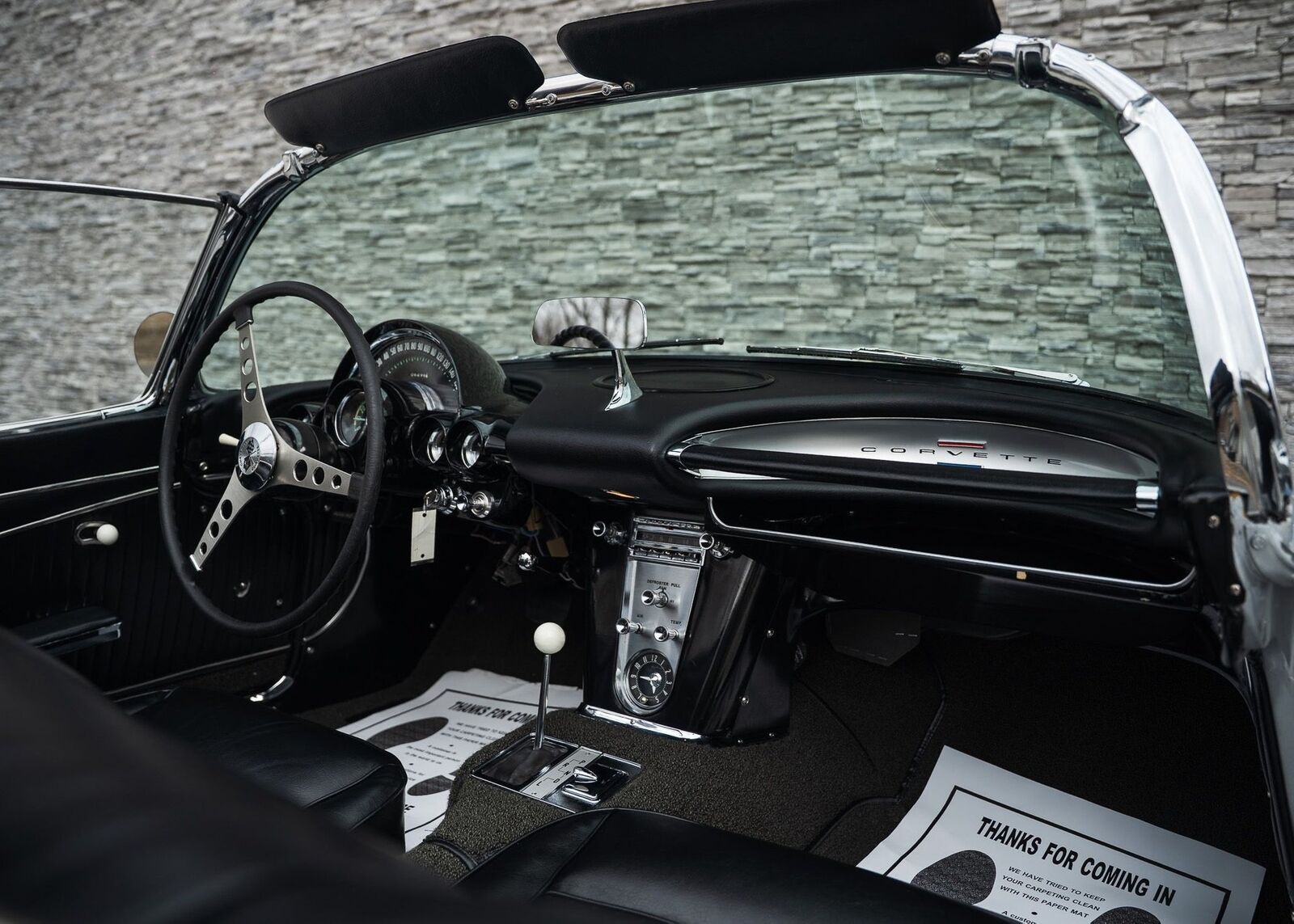 Chevrolet-Corvette-1962-Convertible-38