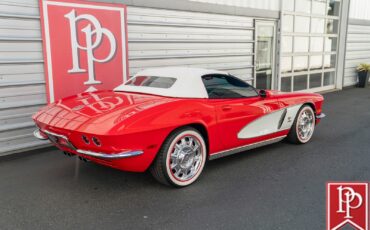 Chevrolet-Corvette-1962-Convertible-39