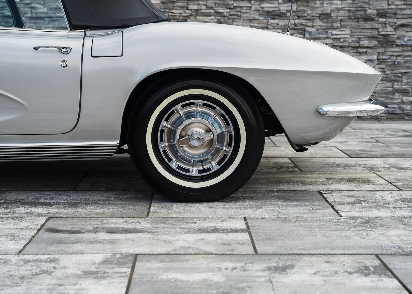 Chevrolet-Corvette-1962-Convertible-5