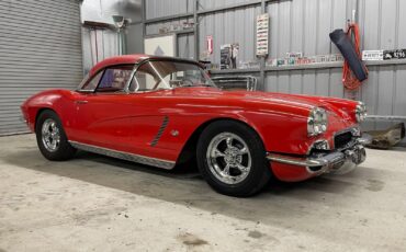 Chevrolet-Corvette-1962-Convertible-5